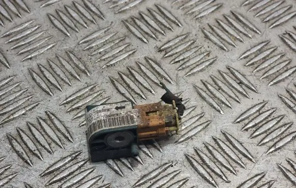 KIA Sorento Airbag deployment crash/impact sensor 959303E600