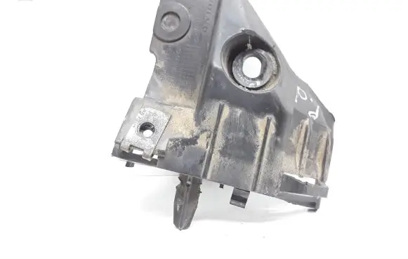 Volvo C70 Front bumper mounting bracket 31214875