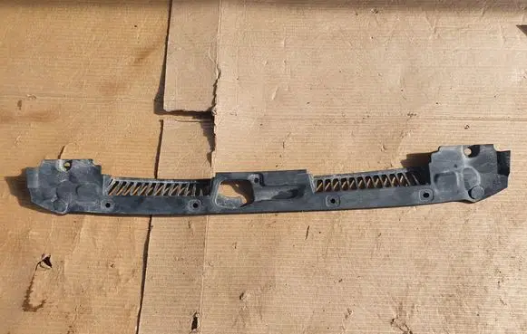 Seat Ibiza V (KJ) Radiator trim 6F0853655B