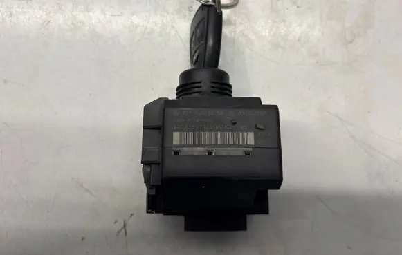 Mercedes-Benz E W211 Ignition lock 2115451008