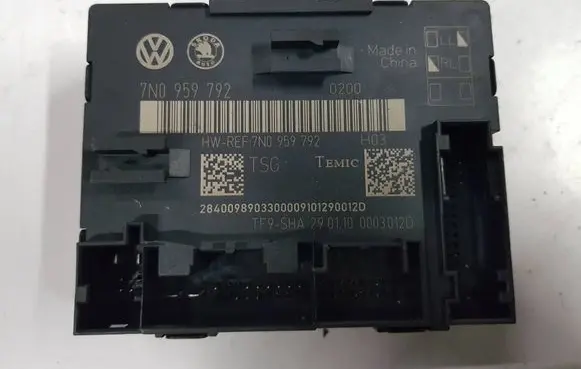 Skoda Yeti (5L) Door control unit/module 7N0959792IAUTOPI 7N0959792