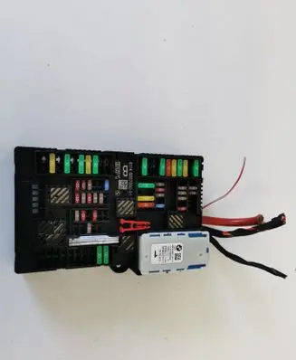 BMW 5 G30 G31 Fuse module 6837092