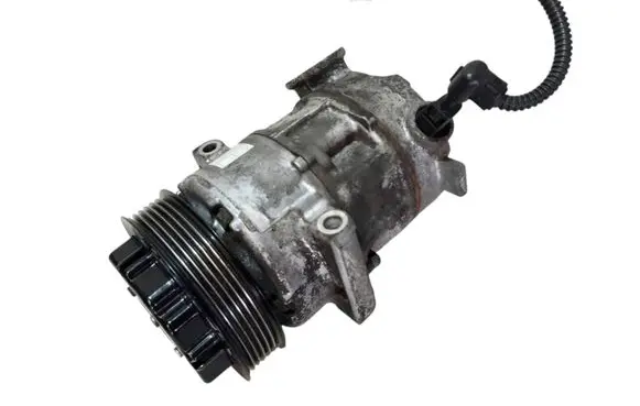 Opel Corsa D Air conditioning (A/C) compressor (pump) 55703721