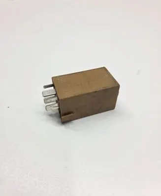 BMW 5 E60 E61 Window control relay 61368384505