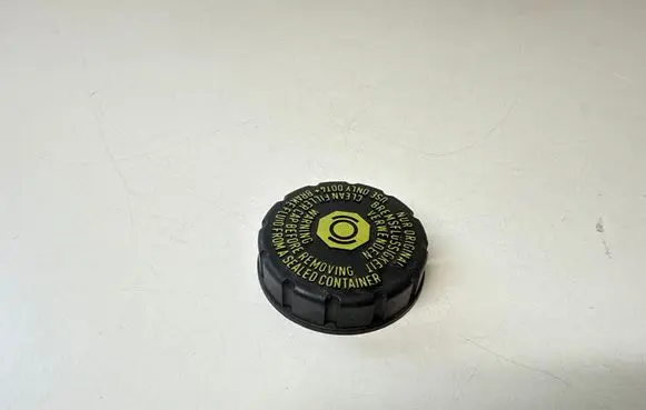 Mercedes-Benz Sprinter W906 Brake fluid reservoir 