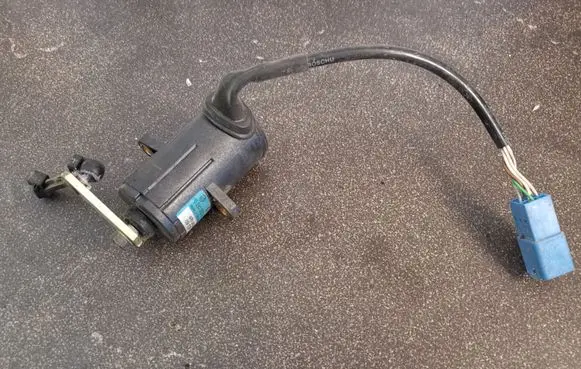 Opel Frontera A Accelerator pedal position sensor 0281002296