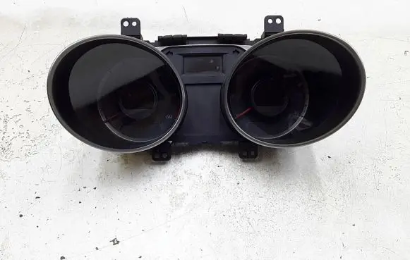 Hyundai ix35 Speedometer (instrument cluster) 940032Y330