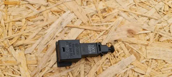 Seat Alhambra (Mk1) Brake pedal sensor switch 1J0945511A