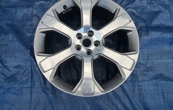 Land Rover Range Rover Evoque L538 R20 alloy rim EJ3M1007AA