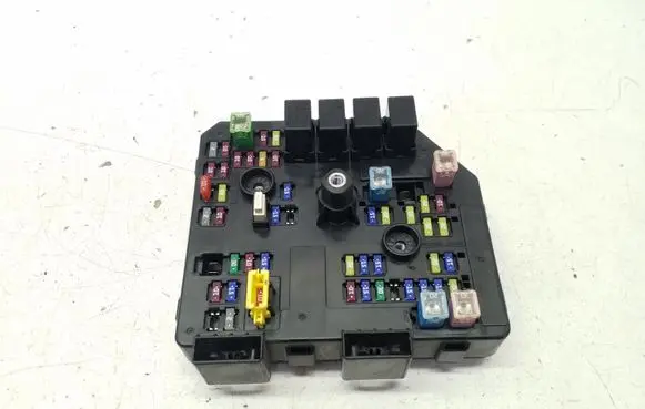 Opel Antara Fuse module 95903657