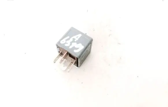 Audi A4 S4 B5 8D Other relay 141951253B V23134-B52-X227