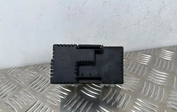 Volvo V70 Fuse module 6G9T14K131AB