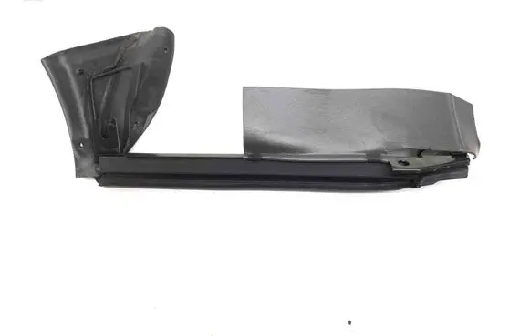 Jaguar XK8 - XKR Rear door rubber seal (on body) X110X4L1 HJA8137BA