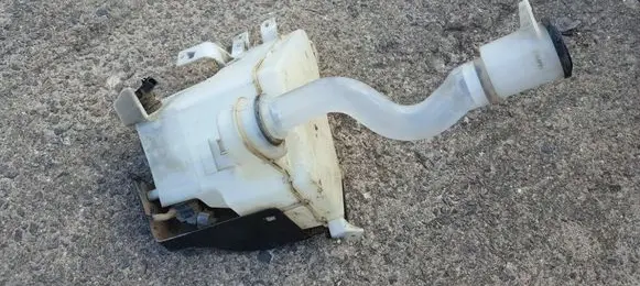 Lexus GX J120 Windshield washer fluid reservoir/tank 860141385