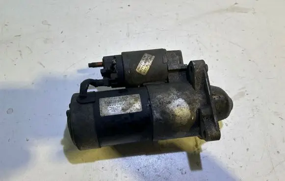 Opel Zafira B Starter motor 130073AM 020613
