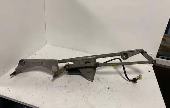 Mercedes-Benz C W203 Front wiper linkage and motor A2038200342 404518 2331A