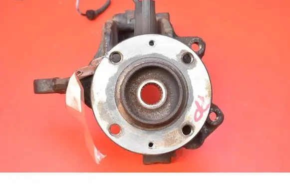 Peugeot 208 I Front wheel hub spindle knuckle