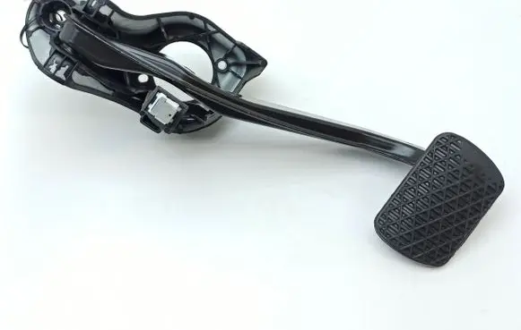 Mercedes-Benz E W212 Brake pedal A2042902001 204290056