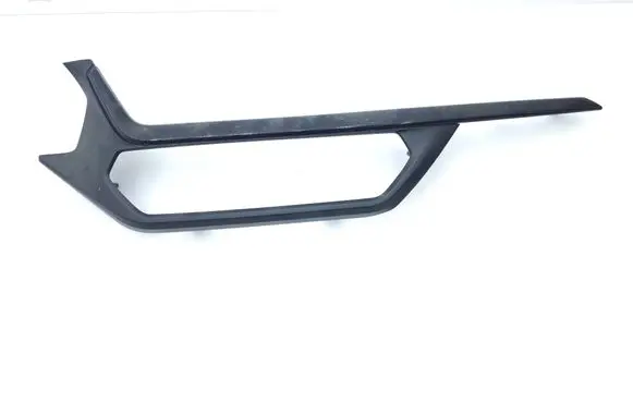 BMW 1 F40 Dashboard glove box trim 6823310 5145