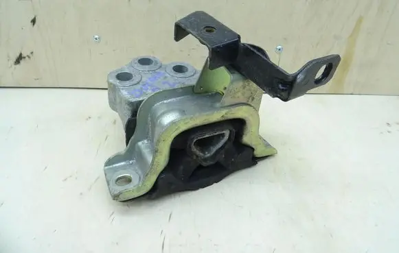 Fiat Doblo Engine mount vacuum valve 
