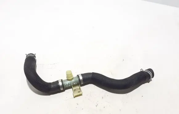 Renault Trafic III (X82) Engine coolant pipe/hose 215030921R