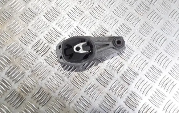Opel Crossland X Engine mount bracket 9673005780