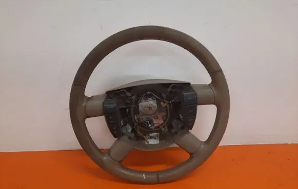 Ford Freestar Steering wheel 0524200431773