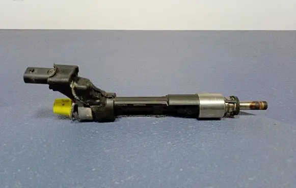 Fuel injector