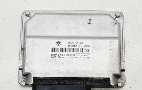 Volkswagen Touareg I Transfer box differential control unit 0AD927755AB
