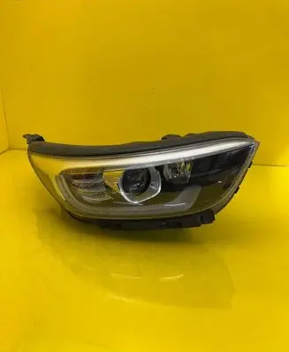 KIA Stonic Headlight/headlamp 92102H8