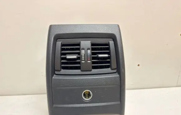 BMW 3 F30 F35 F31 Rear air vent grill 926535001