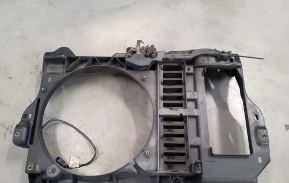 Peugeot 407 Radiator support slam panel 9646474780 P9646474780