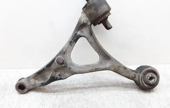 Volvo XC90 Front lower control arm/wishbone