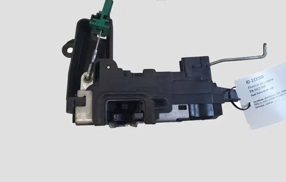 Opel Zafira B Front door lock 13210749