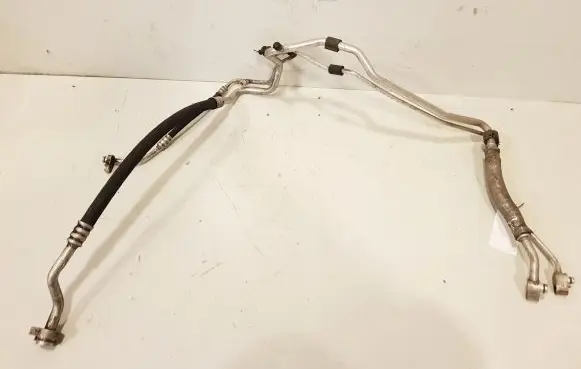 Audi Q3 8U Air conditioning (A/C) pipe/hose 8U0820741D 8U0820743G