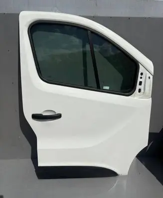 Renault Trafic III (X82) Front door 801010179R