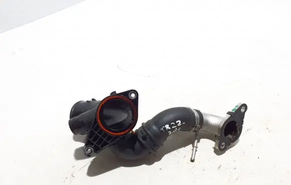 Renault Trafic III (X82) EGR valve line/pipe/hose 147135966R