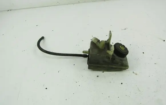 Renault Espace - Grand espace IV Brake fluid reservoir 8200021398