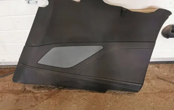 BMW 8 G15 Rear door card panel trim 9461971 90481621 9461972