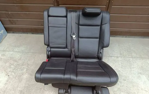 Jeep Grand Cherokee Rear seat 