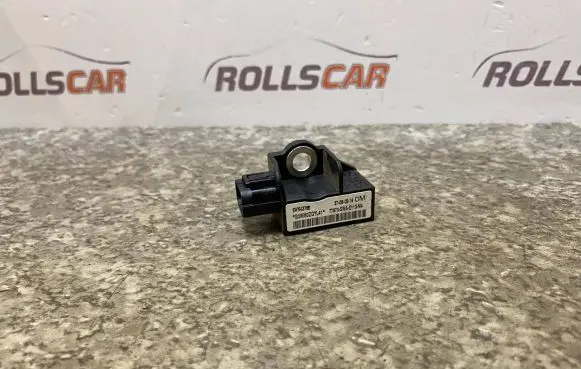 Honda CR-V Airbag deployment crash/impact sensor 5WK43786 77970SWAE113M4