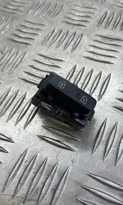 Volvo S60 Central locking switch button 31318989