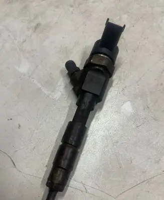 Renault Laguna II Fuel injector 0445110024