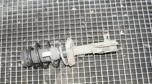 Chevrolet Orlando Front shock absorber/damper 13307871