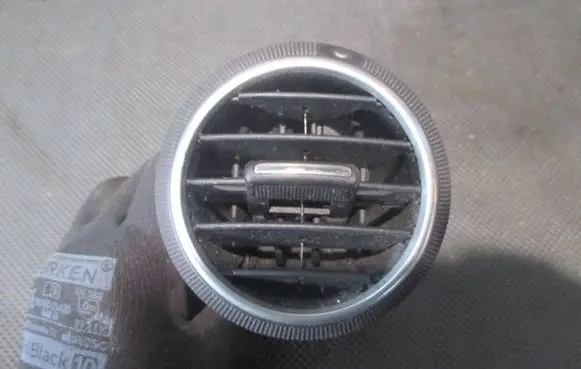Audi A3 S3 8P Dashboard side air vent grill/cover trim 8P0820901A 8J0820901A 230705081