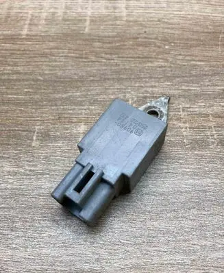 Lexus RX 450H Other relay 9098004174