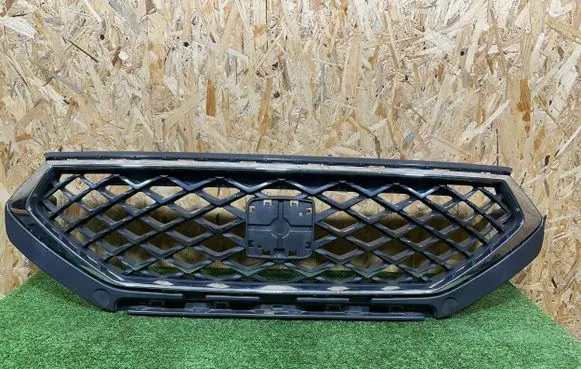 Seat Tarraco Front bumper upper radiator grill 5FJ853654B
