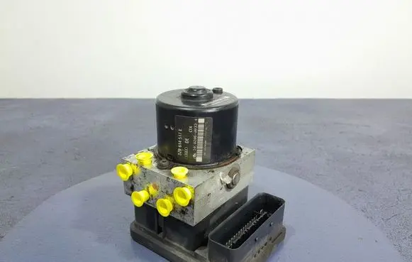 Audi A2 ABS Pump 8Z0614517E