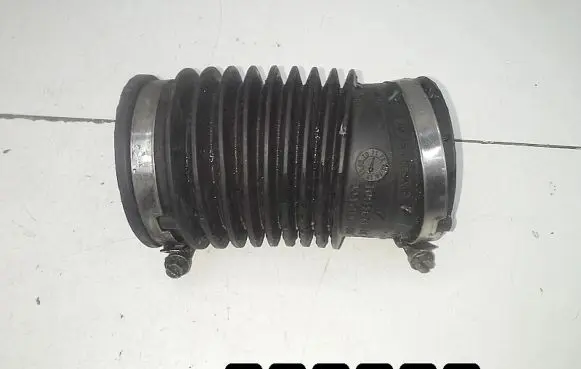 Ford Courier Air intake hose/pipe av219c623cc