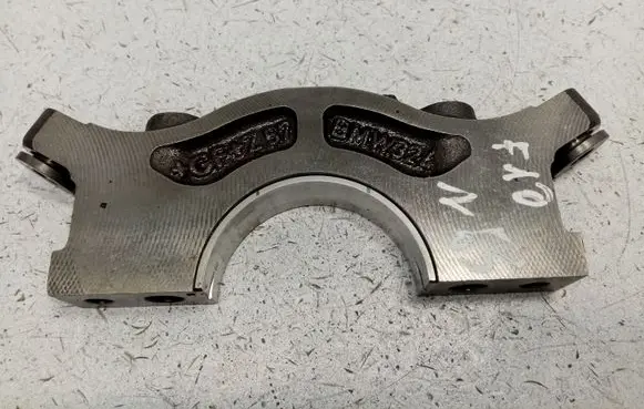 BMW 5 F10 F11 Crankshaft Holder 